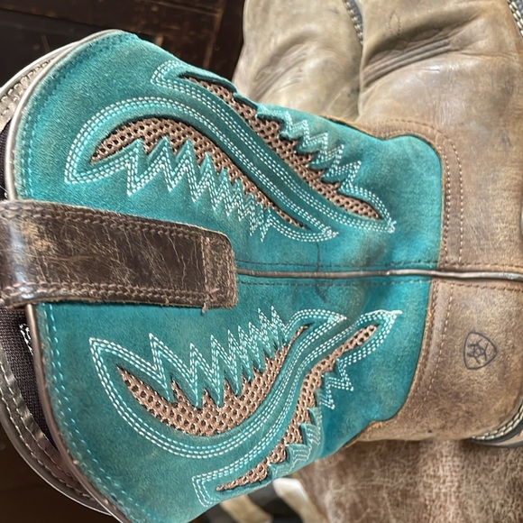 Ariat Women's Brown And Teal Cowgirl Boots. Good Condition. Size 8.5B. - Picture 13 of 16